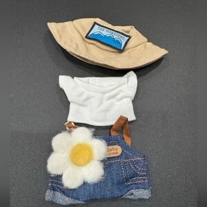 THE MONSTERS FALL IN WILD OUT FIT